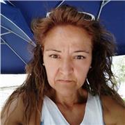 Profesor de diseño realiza clases de diseño y dibujo grafico